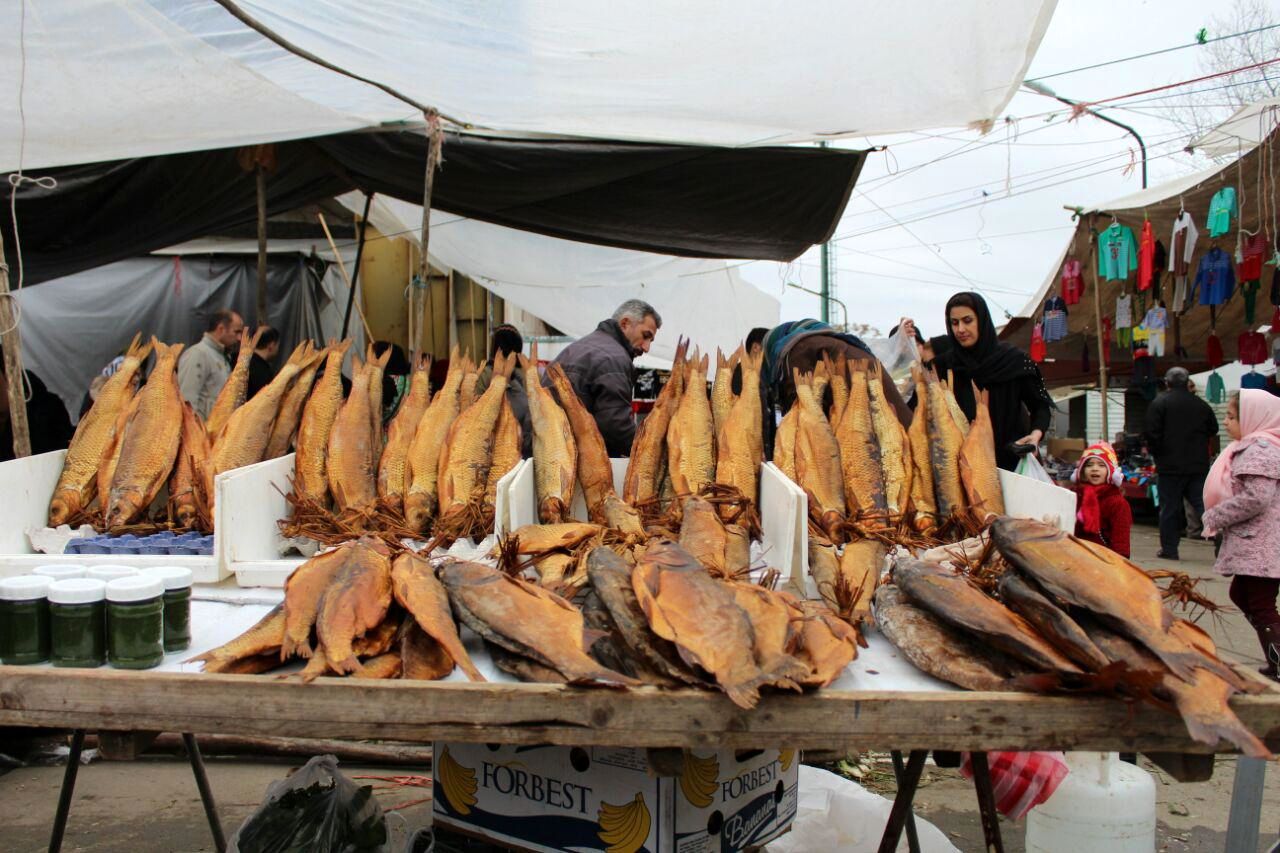 بازار ماهی انزلی