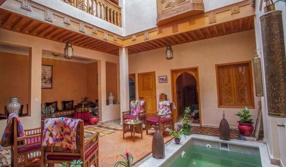 حیاط Riad Lakouas