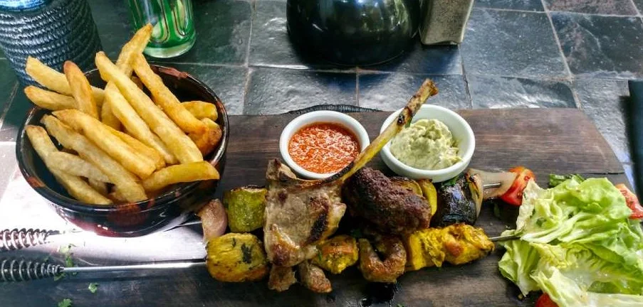 میکس گریل در رستوران Le Jardin