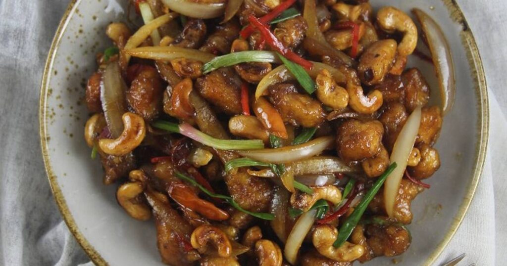 مرغ با بادام هندی