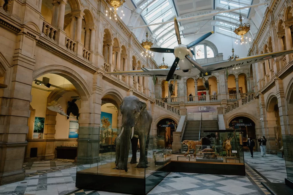 گالری و موزه هنر کلوینگروو گلاسکو