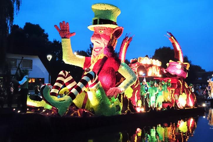 "Gondelvaart" (رژه کانال)